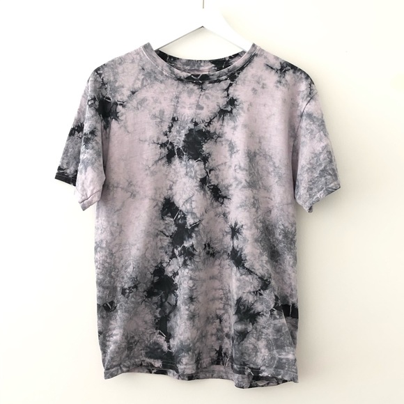 Urban Outfitters Tops - Urban Outfitters Gildan Tie Dye Tee